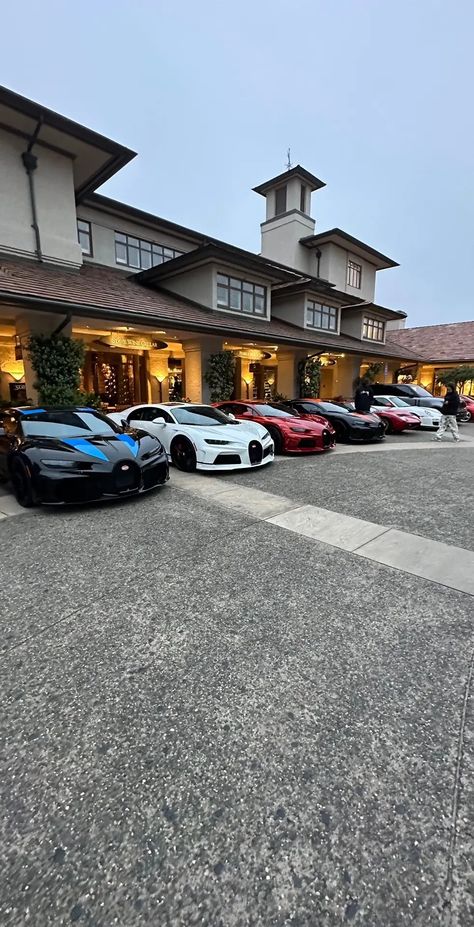 Wealthy Lifestyle Luxury, Tmax Yamaha, Rich Cars, Billionaire Lifestyle Luxury Living, New Luxury Cars, Lux Cars, Most Expensive Car, Rich Lifestyle, Luxury Lifestyle Dreams