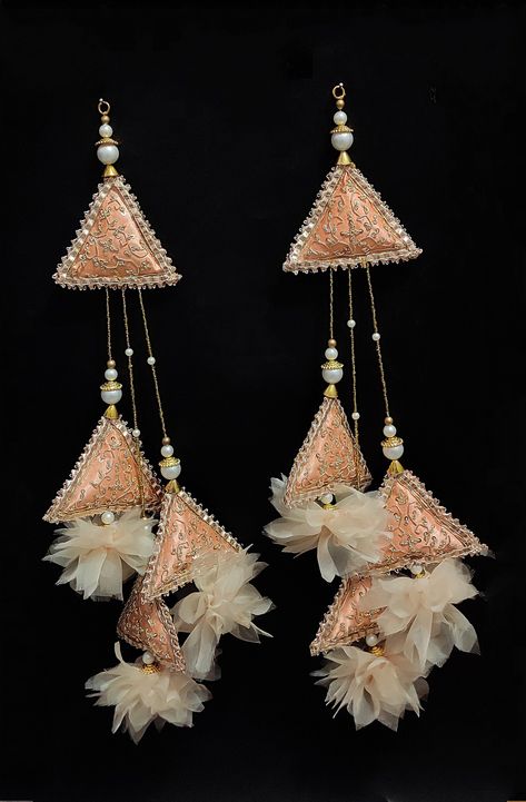 Jumkha For Lehenga, Blouse Jumkha Design, Lehenga Tassels Handmade, Lahenga Latkan Designs, Lehnga Latkan Designer Tassel, Diy Latkan For Lehenga, Handmade Tassels For Lehenga, Latkans For Lehenga Handmade How To Make, Hangings For Lehenga Tassels