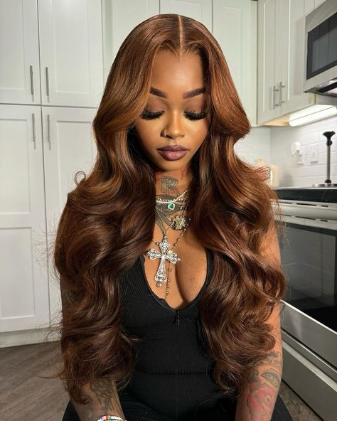 Autumn hair colours > 🍂🪵😍 Lace install by: @theejessrenee • • • #charlestonhairstylist #atlantahairstylist #atlantahair #charlottehairstylist #houstonhairstylist #miamihairstylist #chicagohairstylist #dallashairstylist #lahairstylist #newyorkhairstylist #chicagohairstylist #lacewiginstall #dailydoseofhair #frontalwiginstall #frontalwig #atlhair #clthairstylist #celebrityhairstylist #celebrityhair #fyb Highlight Brown Hair, Highlight Brown, Loose Wave Hair, 13x4 Lace Front Wig, Quality Management, Human Virgin Hair, Colored Wigs, Human Hair Lace Wigs, Loose Waves