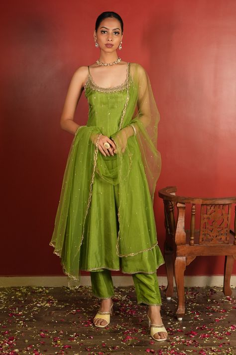 Buy Green Upada Silk Hand Embroidered Zardozi Deep Panelled Anarkali Set For Women by Enamour By Radha Online at Aza Fashions. Strappy Anarkali Suits, Modern Salwar Suit Design, Fitted Anarkali, Green Sequence Dress, Pink Sharara, Green Anarkali, Silk Anarkali Suits, Sangeet Outfit, Silk Anarkali