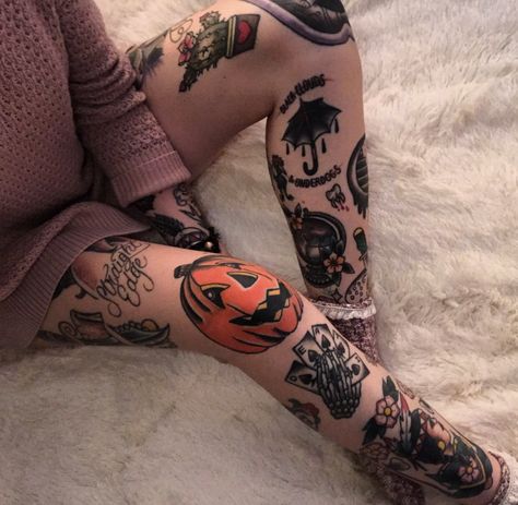 Tattoo Music, Finger Tats, Trendy Music, Tattoo Leg, Muster Tattoos, Inspiration Tattoos, Tattoos Geometric, Tattoo Fails, Spooky Tattoos