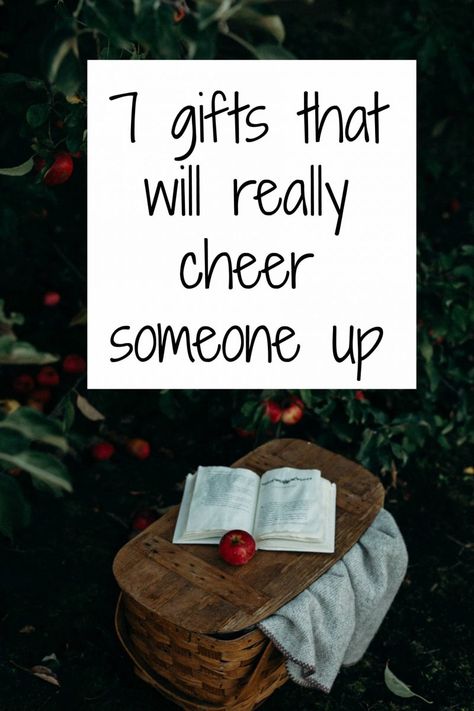 7 gifts that will really cheer someone up - a beautiful space Cute Gifts To Cheer Someone Up, Cheer Someone Up Gifts, Cheer Up Gift Ideas, Gift To Cheer Someone Up, Gifts To Cheer Up A Friend, Positive Gift Ideas, Cheer Up Gift Basket, Cheer Up Basket Ideas, Gifts To Cheer Someone Up