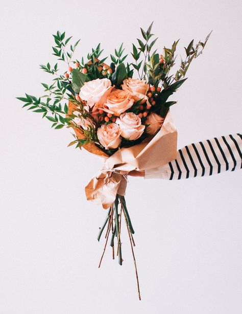 5 simple steps to create a fall floral arrangement | A Fabulous Fete Fall Flower, Bouquet Of Flowers, Brown Paper, Flower Arrangement, To Create, Roses, Ribbon, Flowers, Floral