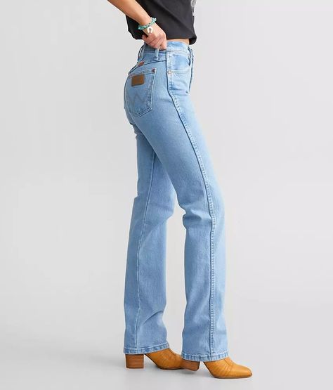 Wrangler Jeans Women's Outfit, Wrangler Jeans Women's, Country Jeans, Wrangler Cowboy, Wrangler Cowboy Cut, Wrangler Pants, Nashville Style, Cute Lazy Outfits, Wrangler Jeans