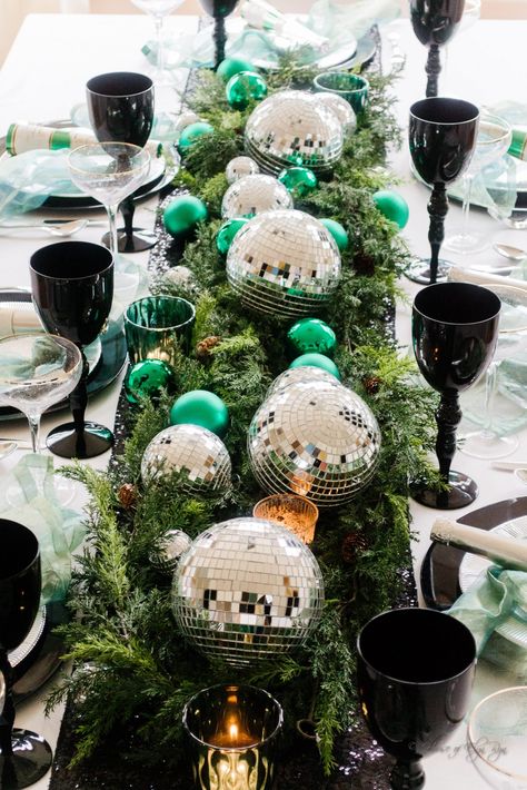 Green Gold Silver Party Decorations, Black Green And Silver Party, Green And Silver Table Decor, Green Black And Silver Party Decorations, Green And Silver Party Decor, Green And Gold Party Theme, New Years Eve Centerpieces, Nye Party Decor, Bachelorette Vibes