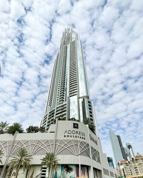 Address Boulevard, Downtown Dubai (soon to be Kempinski The Boulevard Dubai) Dubai Downtown, Luxury Hotels In Dubai, Dubai View From Hotel, Dubai Burj Al Arab, Dubai Architecture, Dubai Lifestyle, Emaar Beachfront Dubai, Hotel Exterior, City Lifestyle