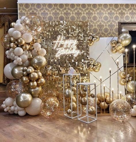 18th Birthday Party Themes, 18th Birthday Decorations, Happy Birthday Decor, Birthday Wall, Shimmer Wall, Birthday Party Theme Decorations, Golden Birthday, Birthday Balloon Decorations, Elegant Birthday