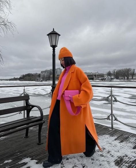 ₊˚ෆ Follow me for more 𐙚 visit my boards ₊˚ෆ Orange Coat Outfit, Fun Coats, Winter Mode Outfits, High Waisted Dress, Casual Outfits For Women, Style Désinvolte Chic, Look Rose, Color Combos Outfit, High Waisted Dress Pants