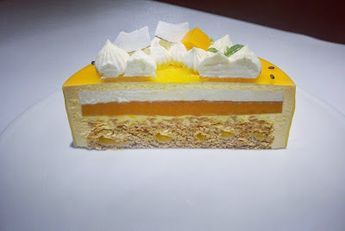 In the Kitchen With Flo: Exotic Entremet - pobjednik 4. izdanja natjecanja Au Petit Prince Maëlig Georgelin Fruit Pastries, Inside Cake, Exotic Fruit, Tropical Fruits, Tropical Fruit, Search Engines, Something Sweet, Vanilla Cake, Cake Recipe