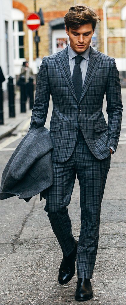 Plaid Suit Men, Gentleman Mode, Checkered Suit, A Man In A Suit, Man In A Suit, Shop Class, Slim Fit Tuxedo, Traje Casual, Plaid Suit