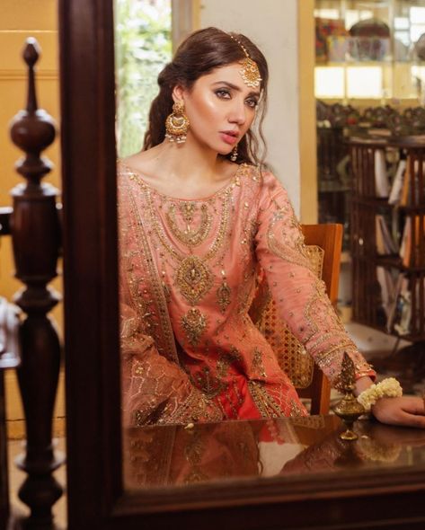 Mahira Khan Stunning New Photo Shoot for Mohsin Naveed Ranjha Collection Preet Lari Frock Lehnga, Lehnga Outfit, Bridal Frock, Shaadi Dresses, Nameera By Farooq, Bridal Gharara, Mahira Khan Dresses, Trendy Things, Wedding Dresses Pakistani