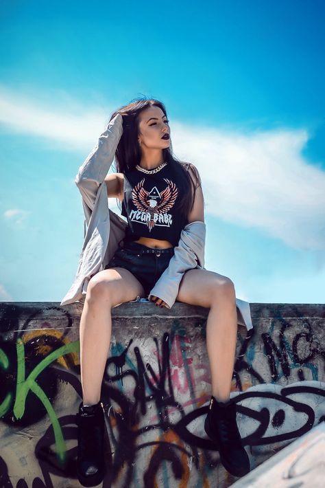 Photo of a Woman Sitting on a Ledge Love Your Imperfections, Skater Photoshoot, Pose Sitting, Sitting Pose Reference, Fashion Collection Inspiration, Street Portrait, Female Pose Reference, Sitting Poses, Model Poses Photography