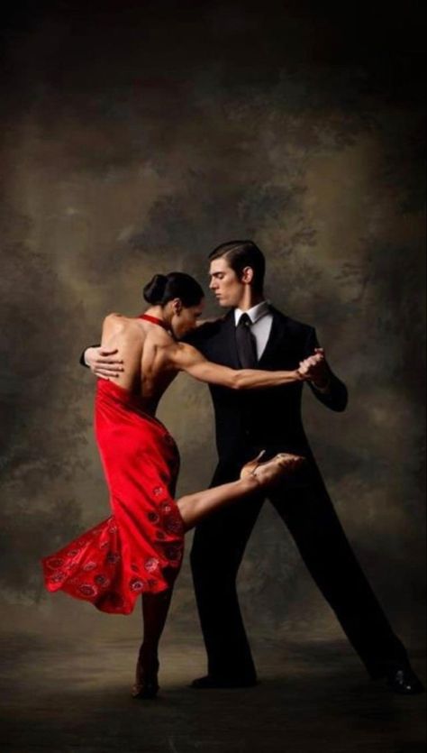 Tango Dance Photography, Latin Dance Photography, Dancing Sketch, Ballroom Dance Photography, Dancing Photography, Ballroom Dance Lessons, Dancing Poses, Belly Dancing Classes, Dancing Drawings