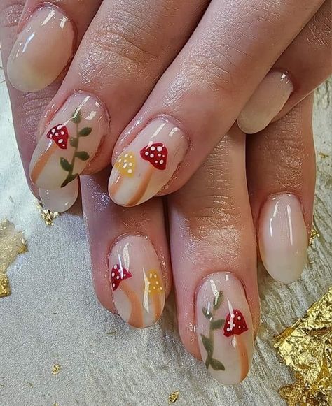 Toadstool Nail Art, Goblin Core Nails, Fairy Themed Nails, Mushroom Nail Ideas, Toadstool Nails, Fairy Garden Nails, Mushroom Nail Designs, Grape Nails, Mushrooms Nails