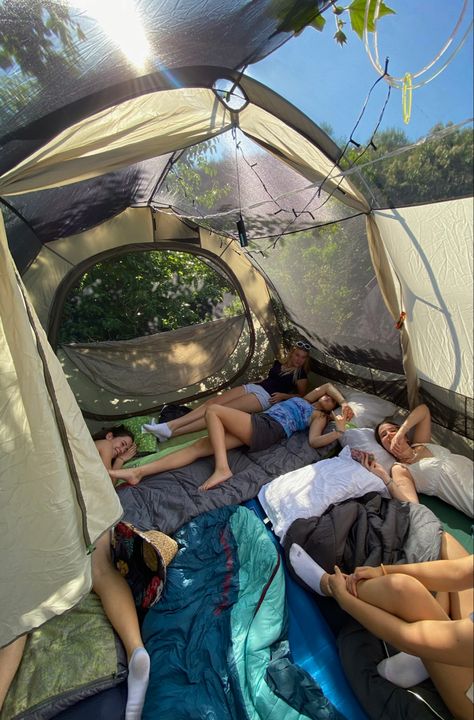 Camping Activities Aesthetic, Tent Camping With Friends, Summer Camping With Friends, Camping Aesthetic Pictures, Group Camping Aesthetic, Friends Camping Trip, Rv Camping Aesthetic, Family Fun Aesthetic, How To Have More Fun