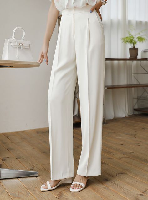 Trendy Pant, White Trousers Outfit, Tailored Pants Outfit, Tailored Pants Women, Formal Pants Women, Women Trousers Design, Formal Pant, White Slacks, Pant Women