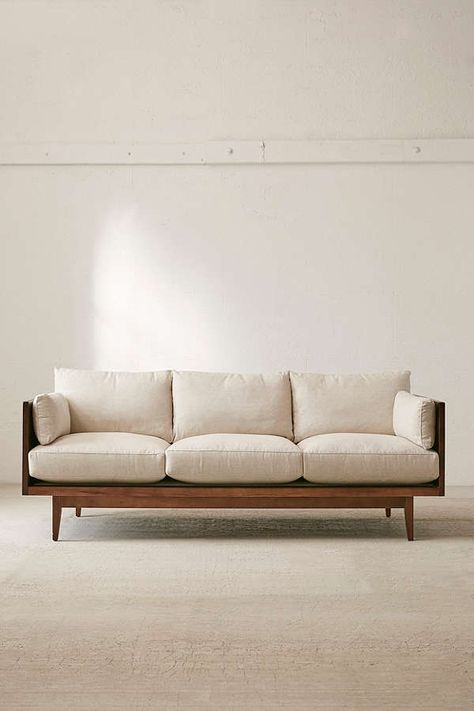 Franklin Sofa, Diy Bank, Trendy Sofas, Rustic Furniture Diy, Wooden Sofa Designs, Unique Sofas, Set Sofa, Sofa Set Designs, Beautiful Sofas