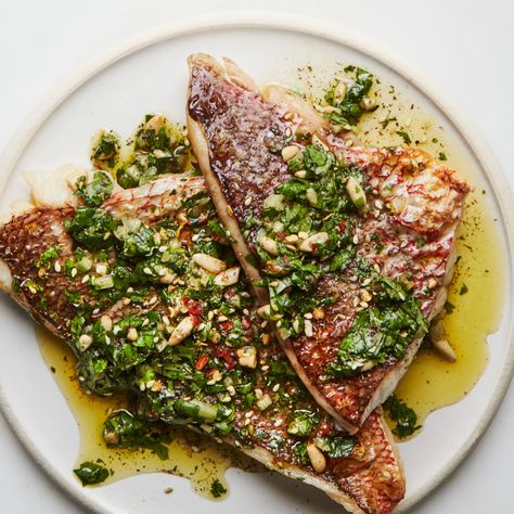 Snapper Recipes, Salsa Verde Recipe, Za Atar, Romantic Dinner Recipes, Red Snapper, Stuffed Banana Peppers, Romantic Dinner, Middle Eastern Recipes, Salsa Verde