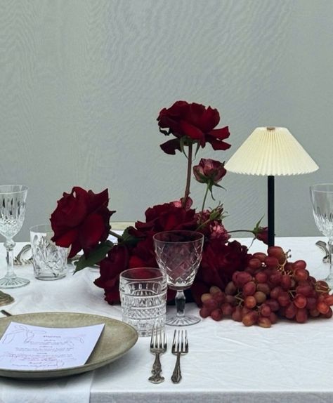 Carnation Table Decor, Pomegranate Table Setting, Romantic Red Wedding Decor, Red Dinner Aesthetic, Red Wine Flowers, Flower Table Setup, Classic Intimate Wedding, Red Roses Tablescape, Red Roses Dinner Table Settings