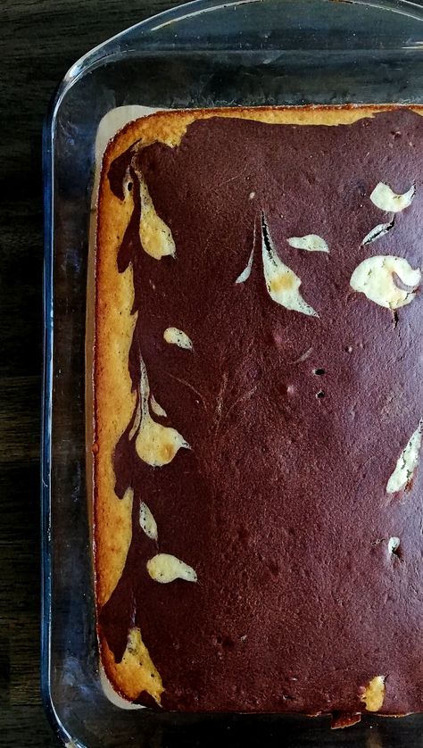 Marble Sheet Cake Recipe, Homemade Marble Cake Recipe, Homemade Marble Cake, Marble Cake Recipe Moist, Marble Cake Recipe, Marble Cake Recipes, Sour Cream Pound Cake, Lemon Dessert Recipes, Sheet Cake Recipes