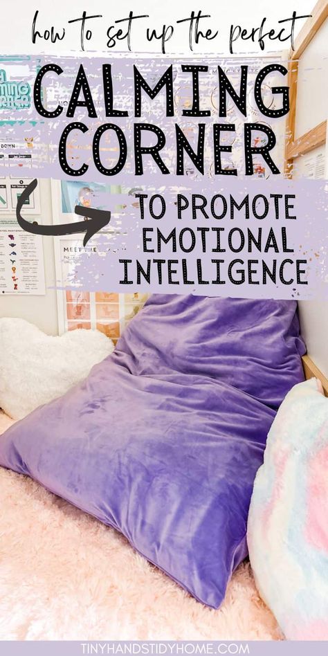 How to set up the perfect calming corner to help your kids navigate their big feelings Calm Down Center, Preschooler Bedroom, Toddler Reading Nooks, Sensory Bedroom, Toy Room Storage, Reading Corner Kids, Calm Room, Calming Room, Space Classroom