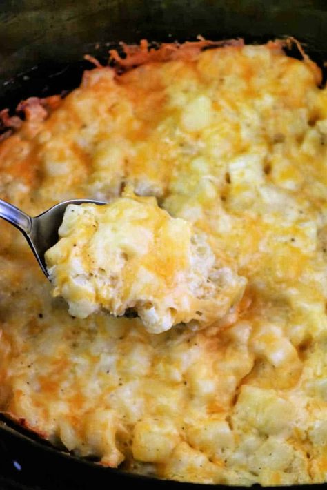 This cheesy hashbrown potatoes Crockpot style is a great breakfast side dish or brunch item for Christmas, Thanksgiving or any holiday. Crockpot Cheesy Hashbrowns, Slow Cooker Hashbrown Casserole, Cheesy Hashbrown Potatoes, Potatoes In Crock Pot, Potatoes Crock Pot, Crockpot Hashbrown Casserole, Hashbrown Potatoes, Cheesy Potatoes With Hashbrowns, Potatoes Crockpot