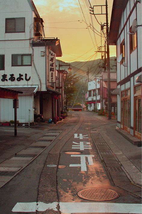 Fotografi Kota, Japan Street, Japan Photography, Japan Aesthetic, Japanese Streets, Okinawa Japan, Aesthetic Japan, Japanese Aesthetic, Photography Wallpaper