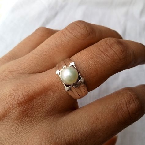 Excited to share the latest addition to my #etsy shop: Round Shape Pearl Men Ring, 925 Silver White Pearl Ring, Dainty Pearl Men's Ring, Handmade Mens Ring, Bezel Set Ring, Silver Gift for Him https://etsy.me/3mUt8gb Pearl Ring Designs Silver Men, Pearl Ring Design For Men, Men’s Pearl Ring, Mens Pearl Ring, Pearl Ring For Men, Pearl Ring Men, Pearl Ring Design, White Pearl Ring, Guys Fits