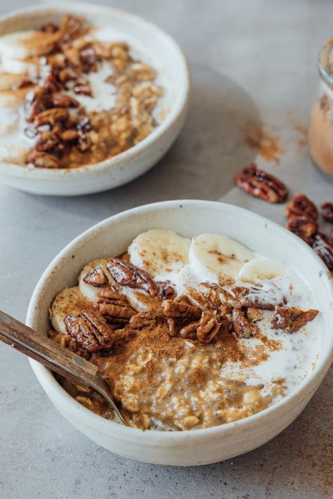 A Nutritionist Says to Eat These 10 Anti-Inflammatory Breakfasts Pumpkin Overnight Oats, Anti Inflammation Recipes, Inflammation Diet, Nutrition Consultant, Sweet Potato Breakfast, Sunday Recipes, Oats Recipe, Pumpkin Bread Recipe, Filling Breakfast