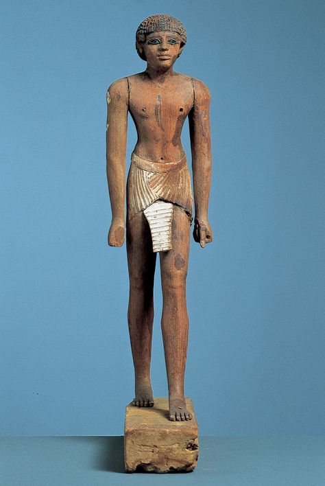 This is a painted wooden statuette of an Ancient Egyptian Noble named Heni dated to ca. 2050-1785 B.C, 10-12th Dynasty, Late First Intermediate Period to Middle Kingdom and is held by the Ny Carlsberg Glyptotek museum in Copenhagen, Denmark. Museum Catalogue, Middle Kingdom, Aztec Art, Egyptian History, Copenhagen Denmark, Ancient Egyptian, Ancient Egypt, Art History, Egypt