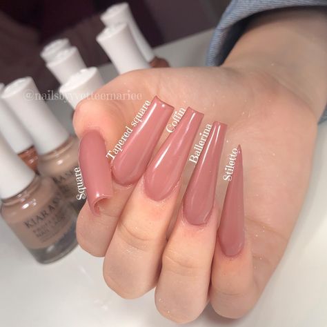 Did you know the difference between tapered square, coffin and ballerina? Well here they are! All in between square and stiletto. Which is your fav out of all the shapes? 💕 Ballerina Vs Coffin, Natural Nail Art, Tapered Square Nails, Sky Nails, Square Nail Designs, Tapered Square, Coffin Shape Nails, Round Nails, Ballerina Nails