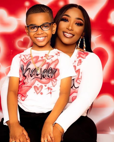 Mother Son Valentines Day Pictures, Mommy Son Valentines Pictures, Mom And Son Valentines Day Photoshoot, Christmas Photoshoot Mom And Son, Mother And Son Valentines Photoshoot, Black Family Valentines Day Photoshoot, Mommy And Son Valentine Photo Ideas, Mother Son Valentine Pictures, Mom And Son Valentines Day Photos