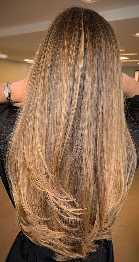 Rambut Brunette, Honey Brown Hair, Brown Hair Inspo, Brunette Hair With Highlights, Caramel Hair, Honey Blonde Hair, Brown Hair Balayage, Dark Blonde Hair, Blonde Hair Inspiration