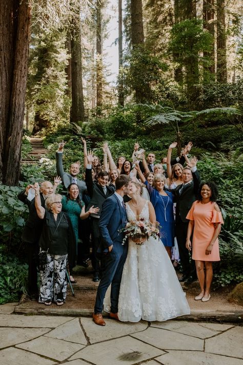 Outdoor Wedding Family Photos, Elopement Photography With Family, Mini Wedding Photos, Casual Wedding Family Photos, Outside Wedding Picture Ideas, Wedding Portraits With Family, Posed Family Wedding Photos, Cheesy Wedding Photos, Fun Family Wedding Photo Ideas