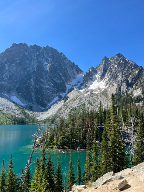 Blue Lake Washington, Lake Serene Washington, Washington Hiking Aesthetic, Hiking In America, Washington State Hiking, Summer In Washington State, Colchuck Lake Washington, Hiking In Washington State, Washington State Aesthetic