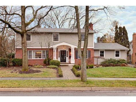 portico & half-brick/half-siding ... color?