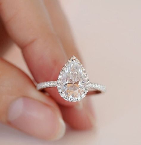 2.0 Ct Pear Cut Halo Engagement Ring CZ Diamond Ring Women 925 Sterling Silver Diamond Ring Women, Wedding Rings Teardrop, Moissanite Halo Engagement Ring, Pear Cut Diamond Ring, Pear Moissanite Engagement Ring, Pear Wedding Ring, Wedding Ring Shapes, Pretty Engagement Rings, Moissanite Engagement Ring Halo