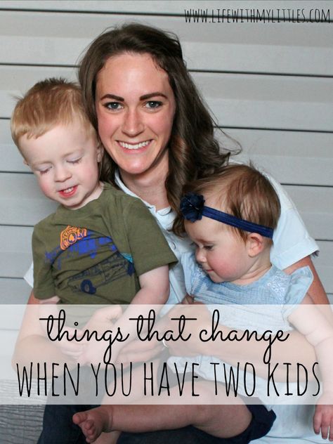 Things that change when you have two kids: a funny look at how things change when your second baby is born Baby Number 2, Getting Ready For Baby, Things Change, Second Pregnancy, Two Kids, Mommy Baby, Baby Time, Second Baby, Baby Makes