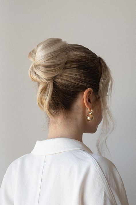 Sleek Updo Hair Tutorial | Medium - Long Hair Hairstyle Adele Updo Hairstyles, Effortless Wedding Updo, Relaxed Up Do Hairstyles, High Updo Sleek, Simple High Bun Updo, Long Blonde Hair Updo, Classic Bun Updo, Diy Bridal Updos For Long Hair, Semiformal Hair Updo