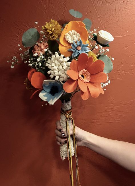 Bloom Bar, Felt Bouquet, Fabric Bouquet, Fabric Flower Bouquet, Handmade Felt Ornament, Felt Flower Bouquet, Felt Flowers Diy, Paper Flower Bouquet, Giant Flowers