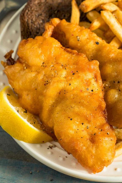 The Best Beer Batter Recipe - IzzyCooking Beer Batter Recipe, Beer Battered Fish Recipes, Fish Batter Recipe, Beer Battered Fish, Homemade Beer, Beer Battered, Batter Recipe, Battered Fish, Fried Fish Recipes