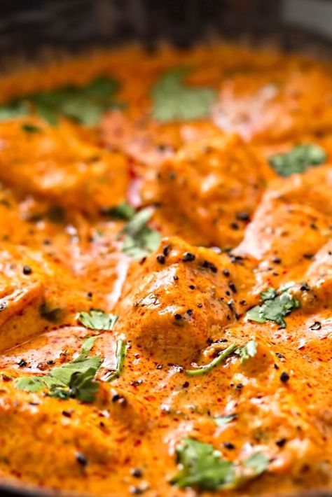 Gordon Ramsay Chicken Madras Rice For Butter Chicken, Chicken Dishes For Kids, Chicken Dishes For Dinner Healthy, Gordon Ramsay Chicken, Madras Recipes, Gordon Ramsay Dishes, Malai Kofta Recipe, Chicken Madras, Chicken Dishes For Dinner