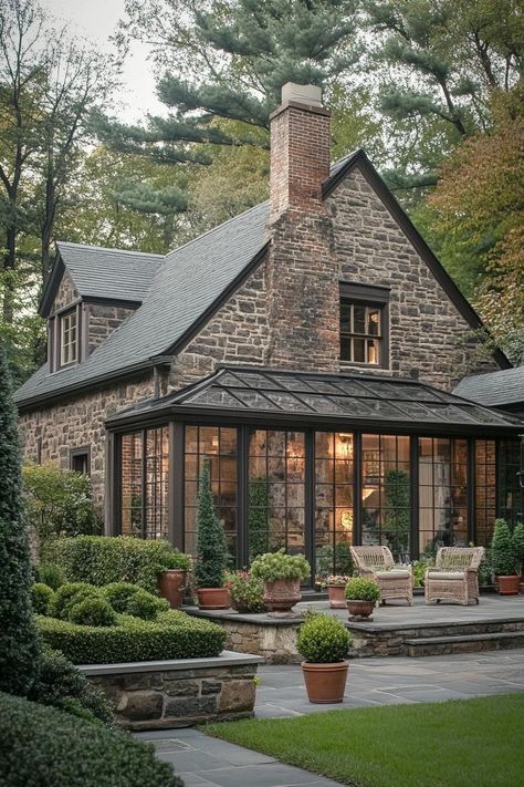 Stone Cottages Exterior, Modern Cobblestone House, Stone House Garden, English Cottage New Build, Stone House Designs Exterior, Historic Stone House, English Style House Exterior, English Cottage Architecture, English Brick Cottage