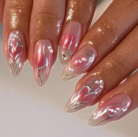 Pink Aura Nails With Chrome, Japanese Hard Gel Nails, Aura Pink Nails, Dreamy Nail Art, Aura Nails Chrome, Chrome Aura Nails, Pink Aura Nails, Aespa Concert, White Chrome Nails