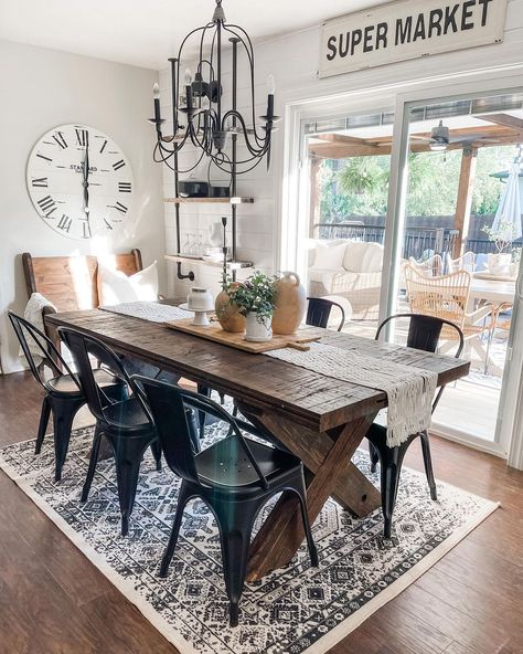 Dark Farmhouse Dining Table, Farmhouse Black Dining Table, Gray Farmhouse Dining Room, Farmhouse Dining Table Black Chairs, Dark Dining Room Table Decor, Farmhouse Dining Room Inspiration, Dining Table With Metal Chairs, Dark Dining Table Decor, Farmhouse Table Runner Ideas