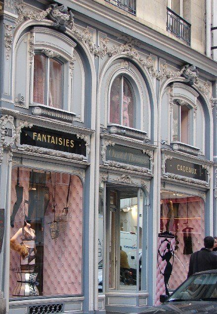 Paris shop exterior - Paris has the most ecclectic collections of shops in the world Store Front Windows, Vintage Bakery, French Cafe, Shop Fronts, Bakery Shop, Paris Apartments, Shop Front, Front Windows, Window Displays