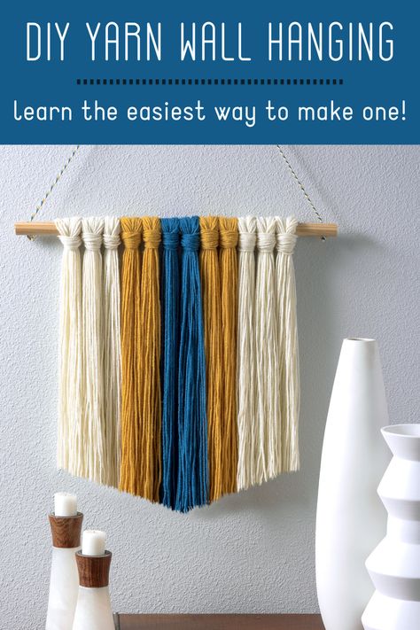 Diy Wall Hanging Yarn, Easy Yarn Crafts, Boho Yarn, Boho Ideas, Wall Hanging Ideas, Stick Wall Art, Yarn Hanging, Simple Macrame, Yarn Wall Art