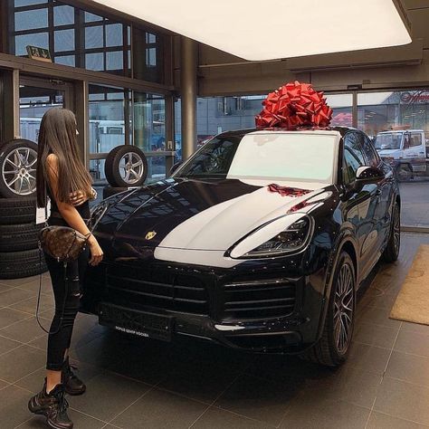 Most Luxury Things on Instagram: “The porche or the girl? #porch #porchepanamera #porche911 #porchecayenne #luxurycars #luxurylifestyle #lux #blackporche #girls #mood #money…” Car Valentine, Cars Cheap, Riding Aesthetic, Car Riding, Ride Aesthetic, Jaguar Auto, Modded Cars, Cars Black, Cars Jdm