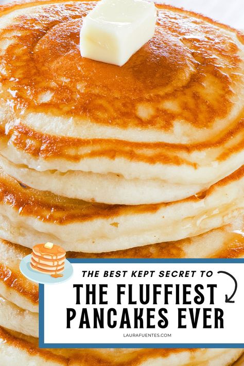 A stack of fluffy pancakes with butter on top Best Fluffy Pancakes, Quick Pancake Recipe, Fluffy Pancakes Recipe, Fluffiest Pancakes, Easy Homemade Pancakes, Pancake Mix Recipe, Light And Fluffy Pancakes, Fluffy Pancake Recipe, Homemade Pancake Recipe