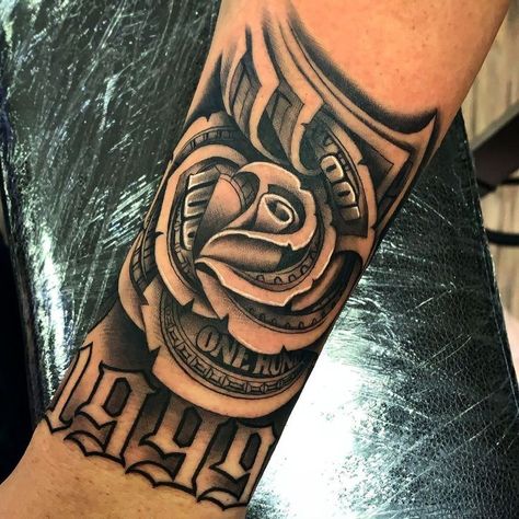 Rose Money Tattoo, Men Rose Tattoo, 100 Dollar Bill Tattoo, Tattoos Money, Money Rose Tattoo, Dollar Tattoo, Herren Hand Tattoos, Rose Tattoo Stencil, Rose Tattoo Meaning